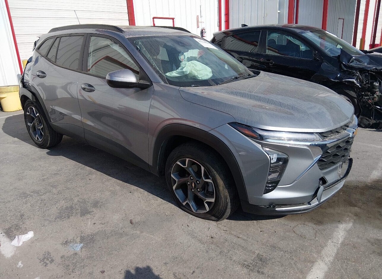 2025 CHEVROLET TRAX photo 12